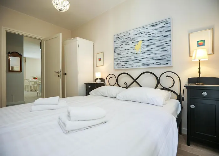 Апартаменты Vivien 2 Bedroom