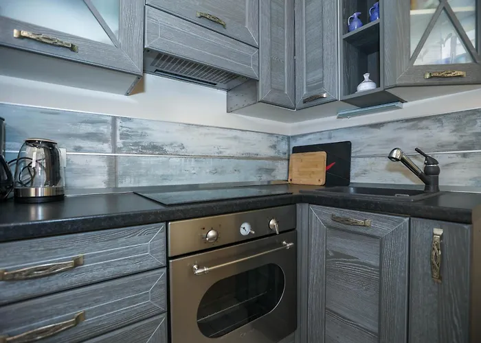 Vivien 2 Bedroom * زادار